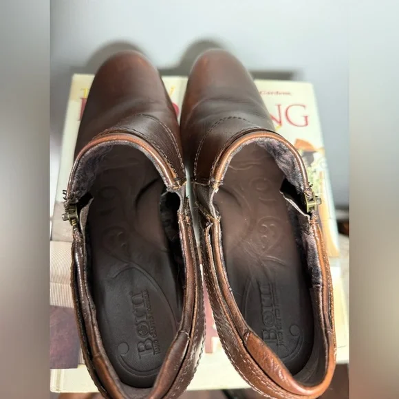 Born Brown Size 8 Leather Ankle Boots - Picture 7 of 14